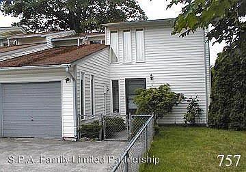 1st image of 1255 29th St SE