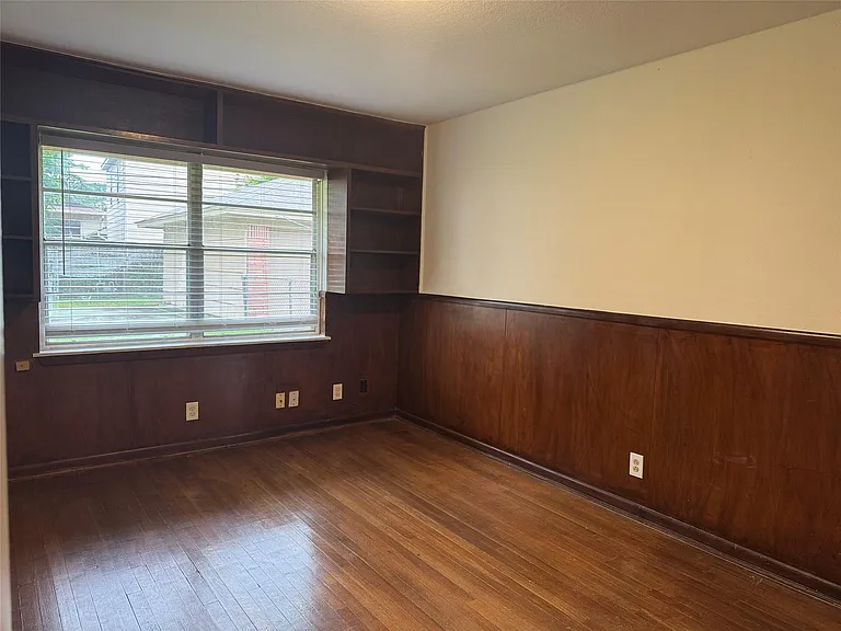 4013 Newshire Dr — Photo 7