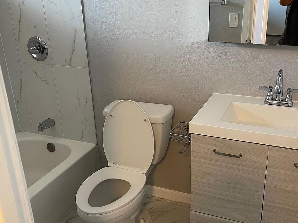 1st image of 681 Manor Dr APT B