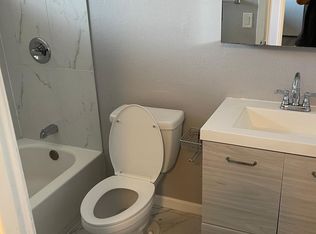 681 Manor Dr APT B, Pacifica, CA 94044
