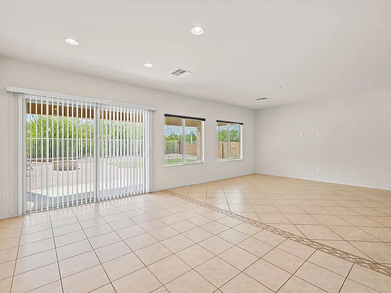 5658 S Morning Shadows Dr — Photo 16