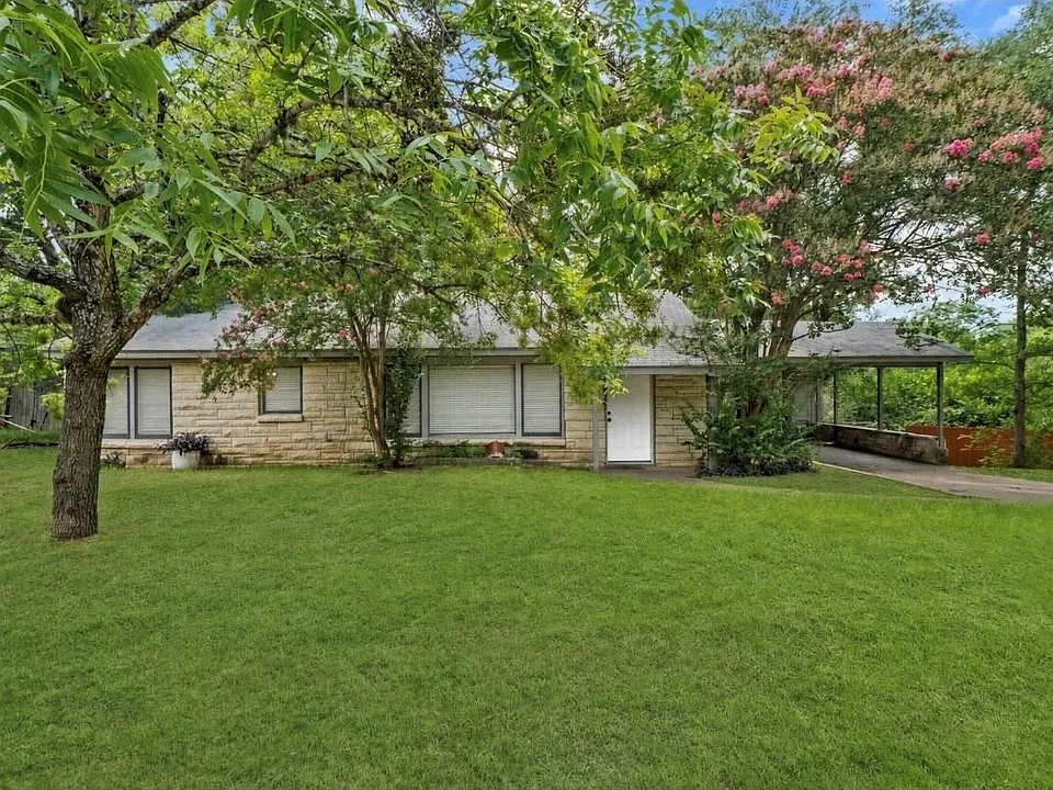 6208 Walnut Hills Dr