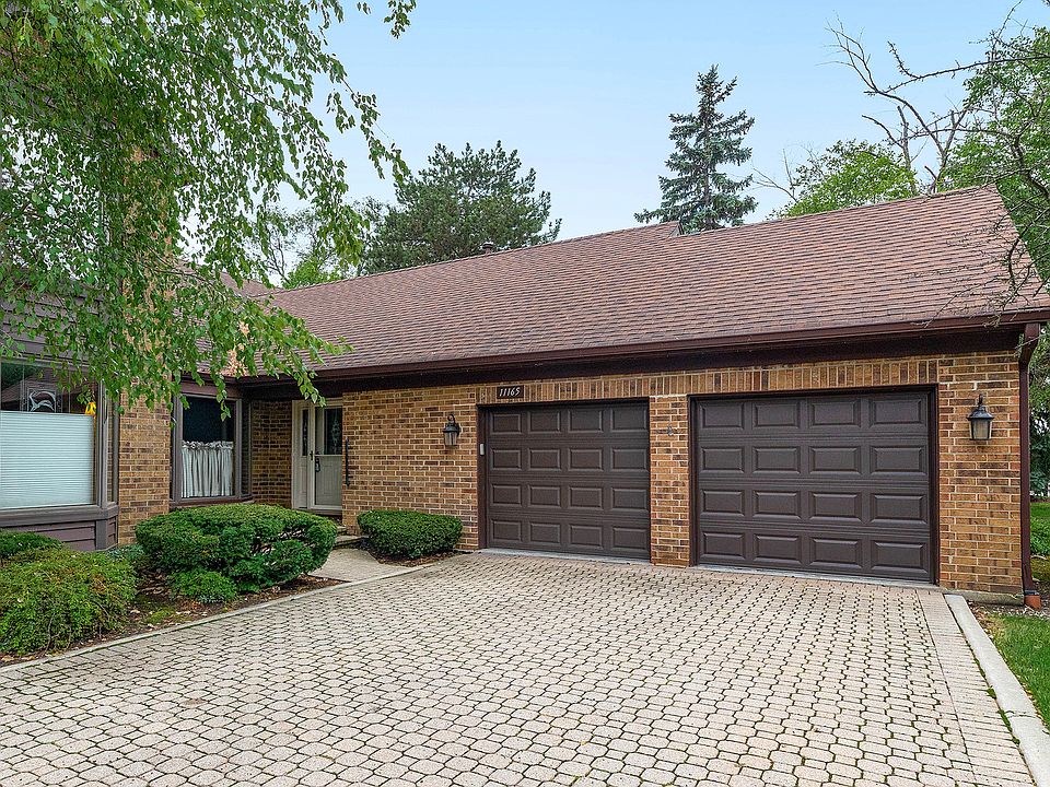 1st image of 11165 Regency Dr #11165