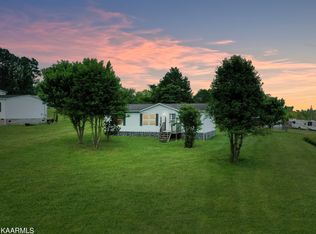 147 Charlie Farmer Dr, Rutledge, TN 37861