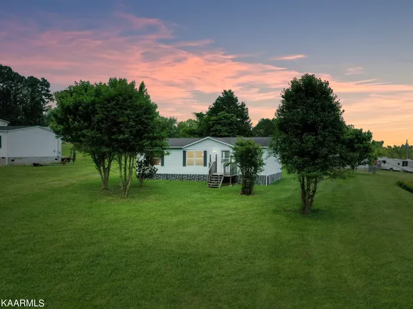 147 Charlie Farmer Dr, Rutledge, TN 37861