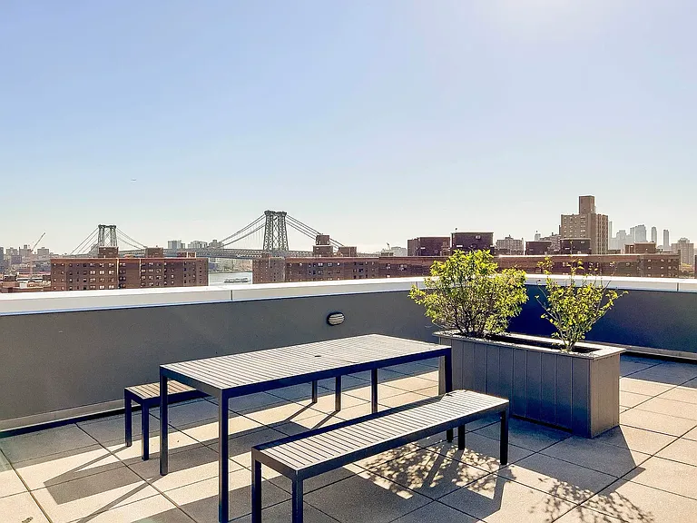 310 E 2nd St #3D — Photo 19