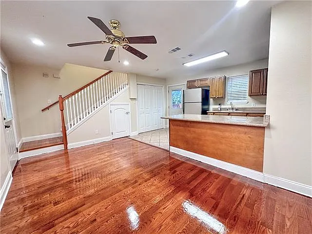 2129 Valmont St — Photo 6
