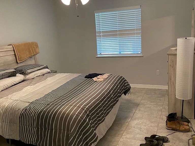 190 Riverbend Dr #203 — Photo 16