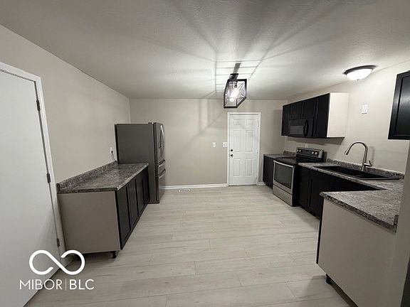 5th image of 6402 E Meadowlark Dr