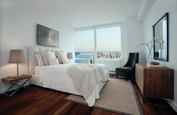 Rented by Silverstein Properties | media 13