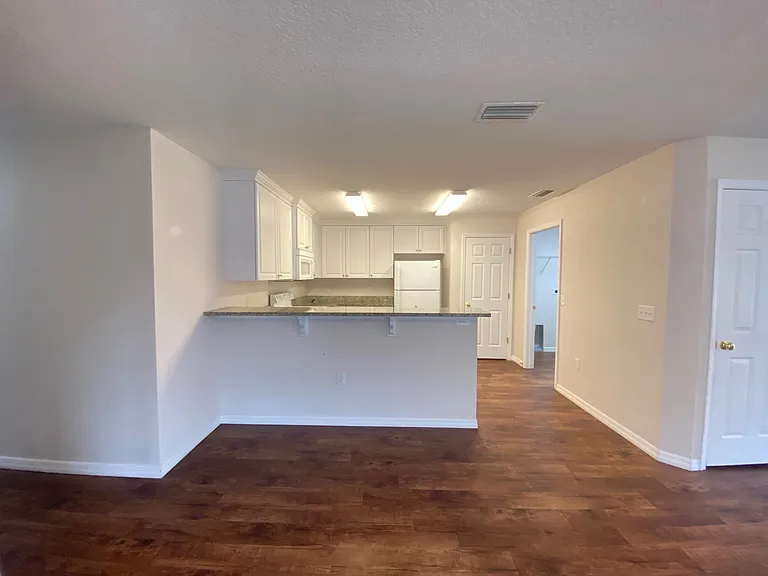 1301 Wood Duck Ln #1 — Photo 3