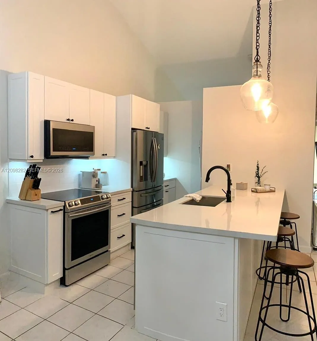Villas Of Deerwood Phase L — Photo 4
