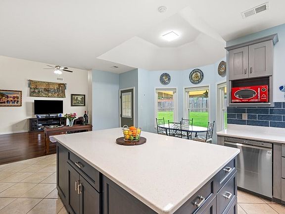 5th image of 5241 Summer Wind Ln