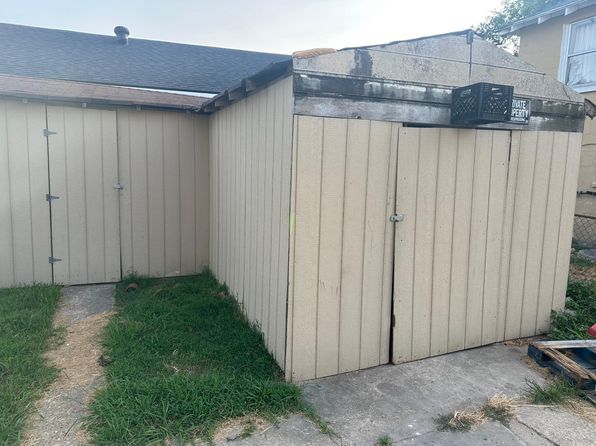 608 4th St APT B, Westwego, LA 70094