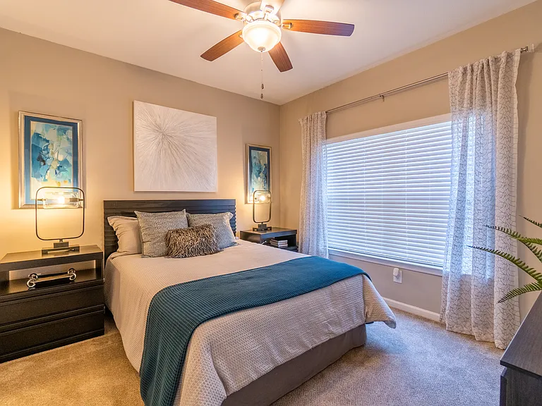 Oaks at Normandy Apartments — Photo 5