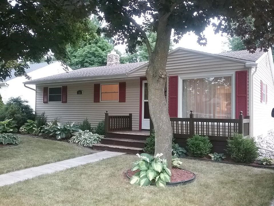 1st image of 703 Huntington Dr