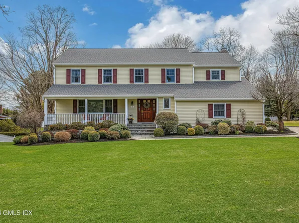 9 Tamarack Pl, Greenwich, CT 06831