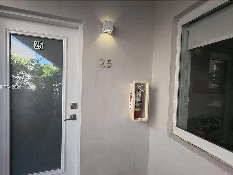 1035 Euclid Ave #25 — Photo 29