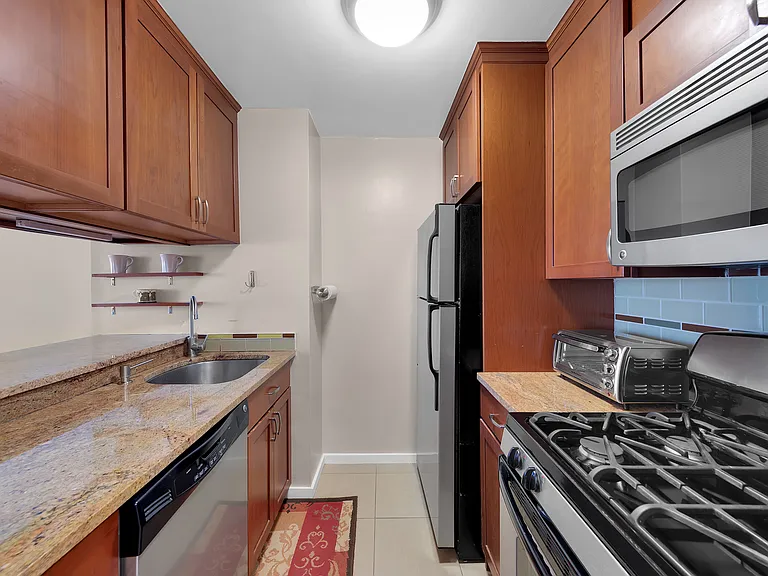 250 W 90th St #3C — Photo 4