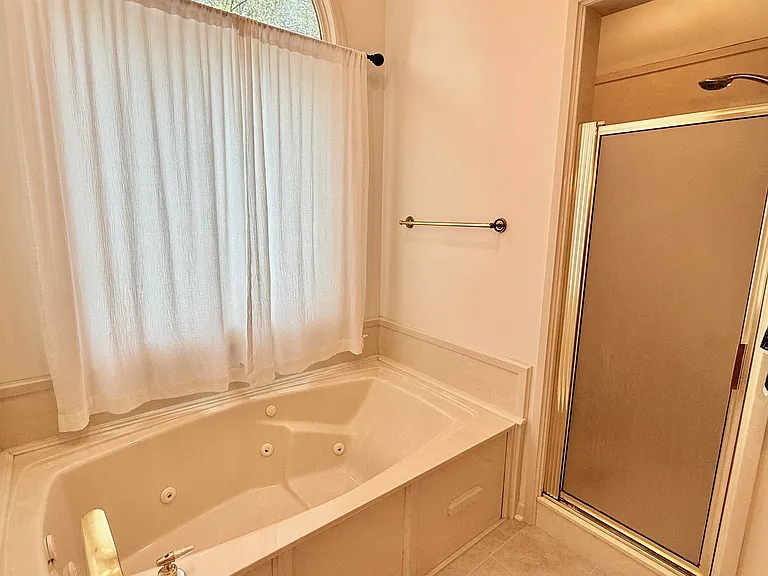 113 Nobleton Ln NW — Photo 30