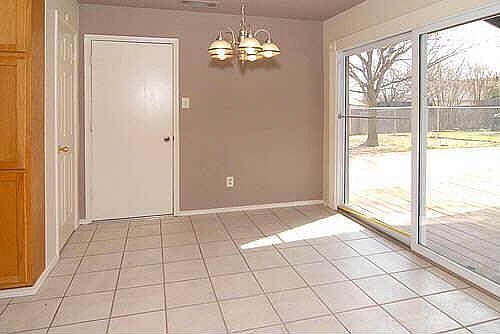 4th image of 3900 Las Brisas Dr