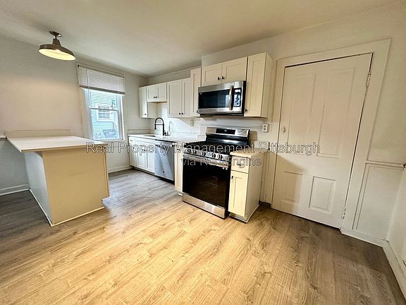 4th image of 30-32 Ganster St
