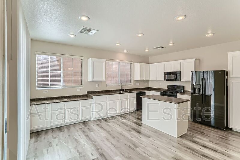 1st image of 7145 Neches Ave