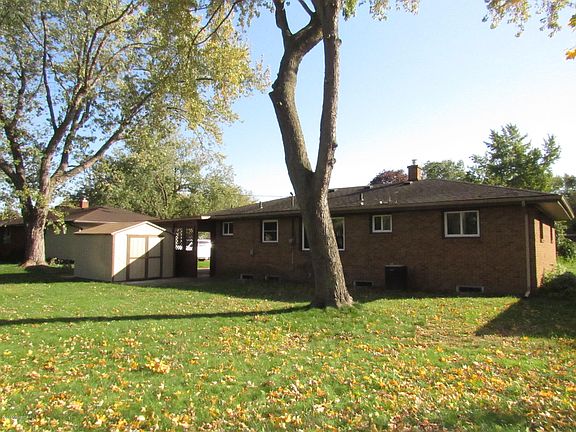4th image of 521 Eloise Dr