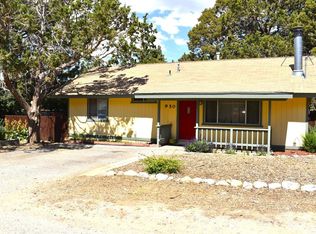 950 Central Ln, Big Bear City, CA 92314