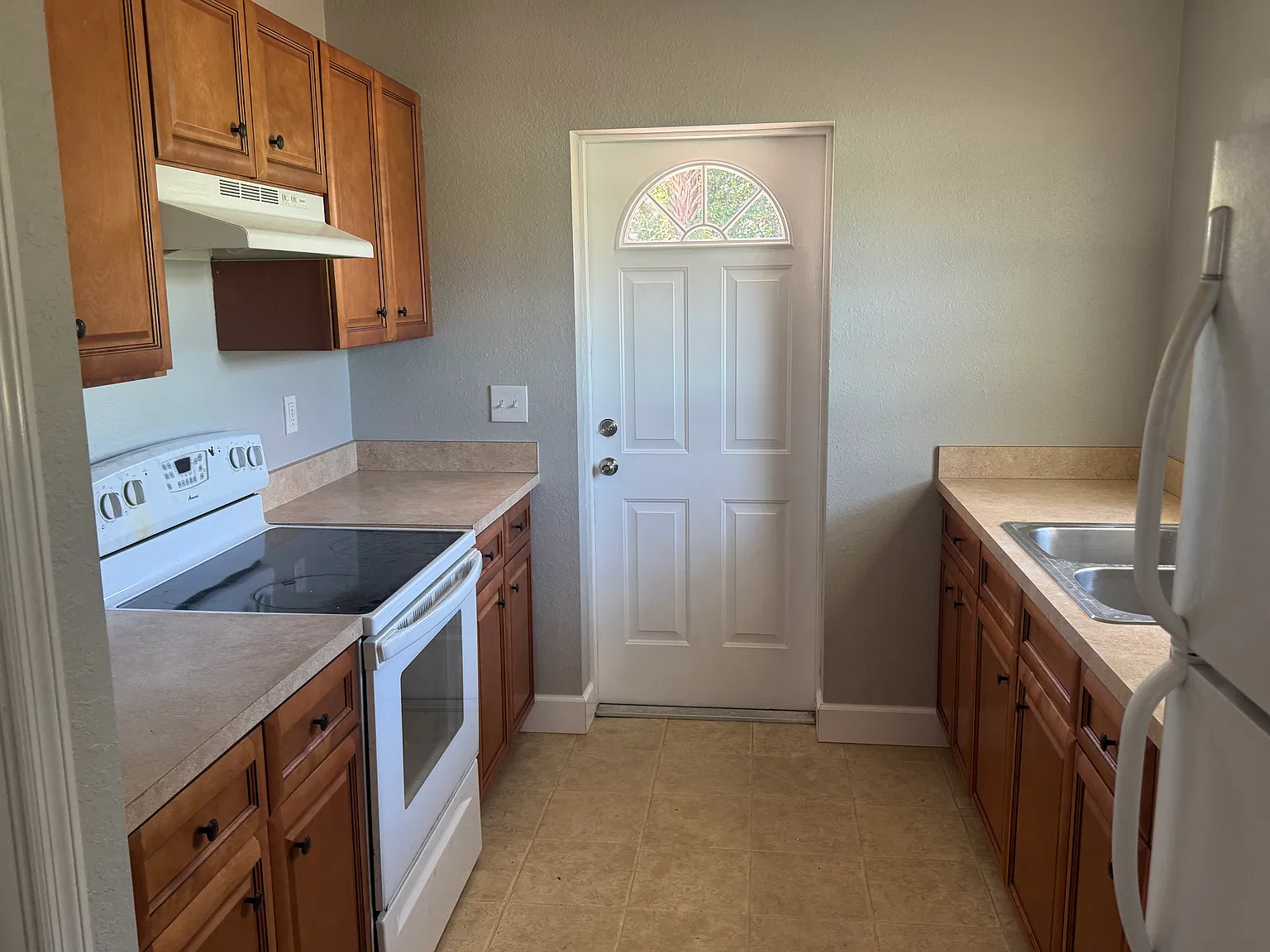 2 bed, 1230 sqft, $1,200 — Photo 3