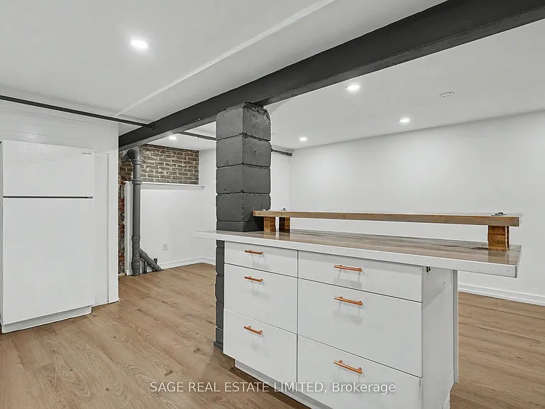 10 Fir Ave #5 — Photo 10