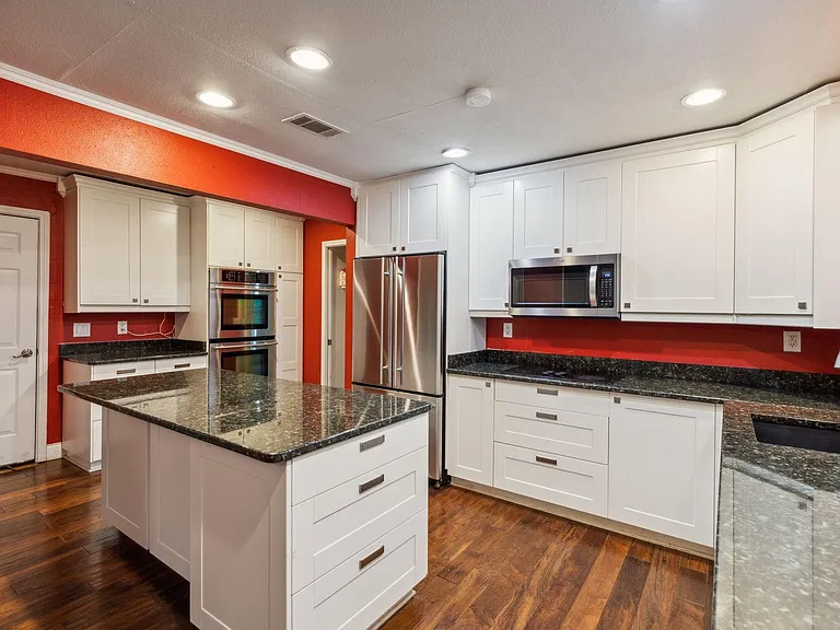 102 Sunset Dr — Photo 6