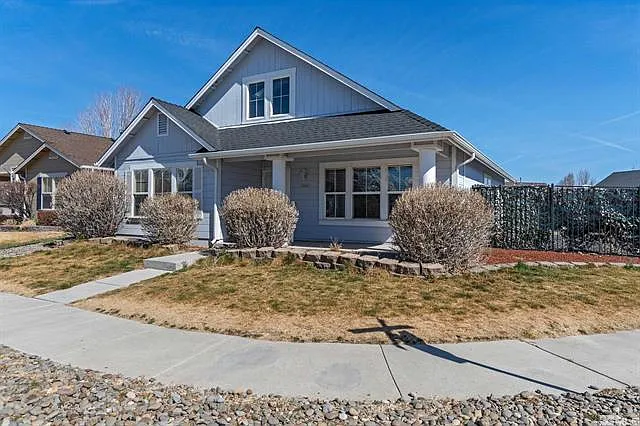 4 bed, 2030 sqft, $2,850 — Photo 3
