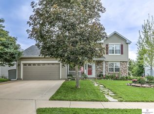 5727 S 160th St, Omaha, NE 68135