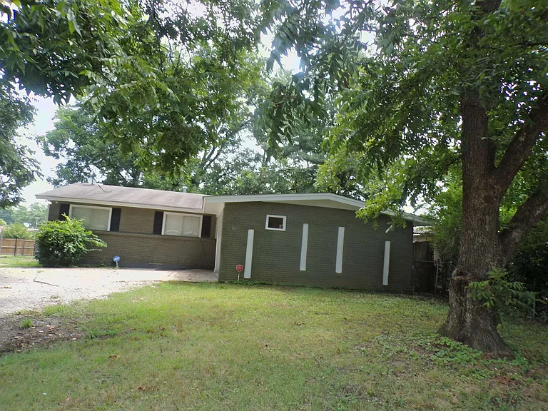 3556 Neely Rd S — Photo 1