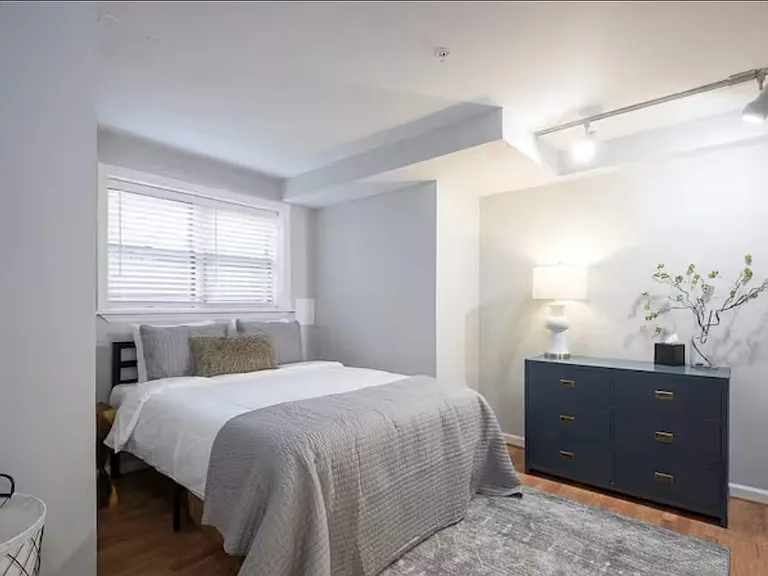2110 R St NW #B — Photo 12