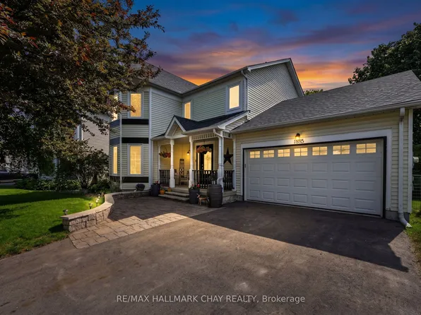 1885 Applewood Ave, Innisfil, ON L9S 1W2