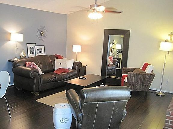 4th image of 939 Cedarland Blvd