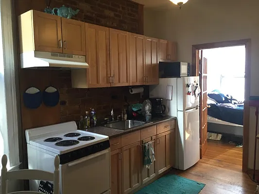 Rented by Best Apartments North Inc | media 12