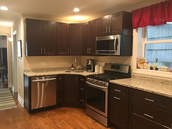 3rd image of 3434 N Damen Ave #1