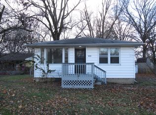 4610 W Redbud Dr, Peoria, IL 61604
