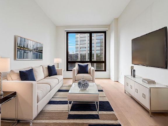 3rd image of 550 Vanderbilt Ave #620