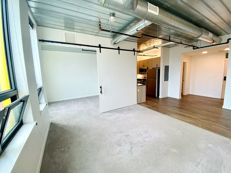 Kelley Square Lofts — Photo 22