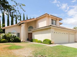 44421 Sandhurst Ln, Lancaster, CA 93536