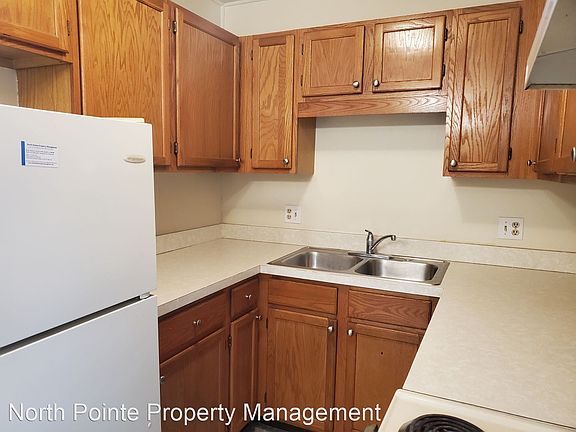 3rd image of 143 N 4th St #9472087