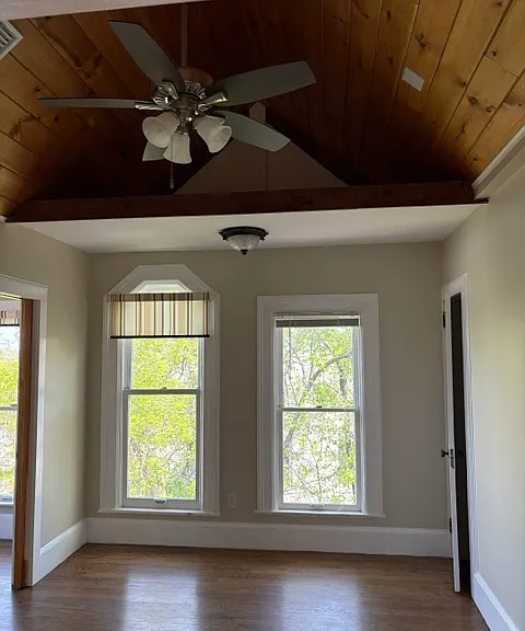 54 N Broadway #3 — Photo 22