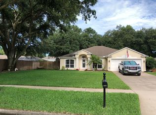 1524 McCrea Dr, Lutz, FL 33549