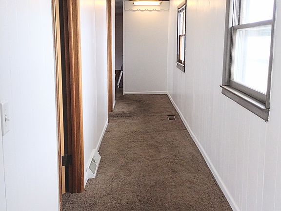 3rd image of 305 N Washington St #2
