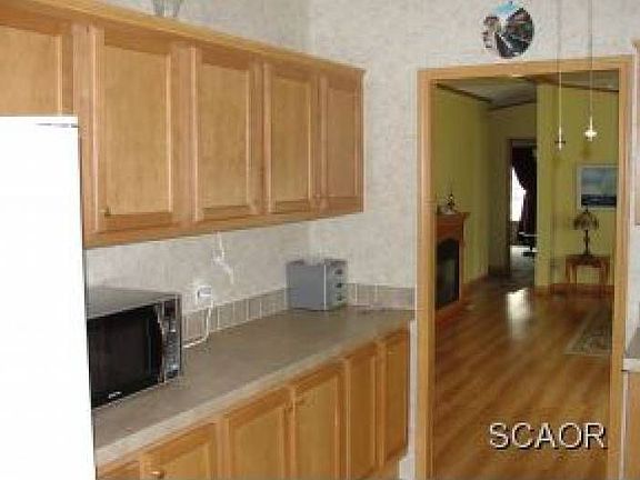 Open kitchen