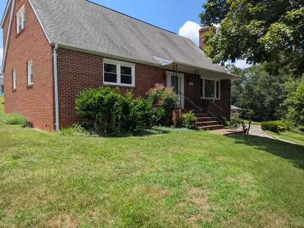 625 Sherman Dr, Lynchburg, VA 24502